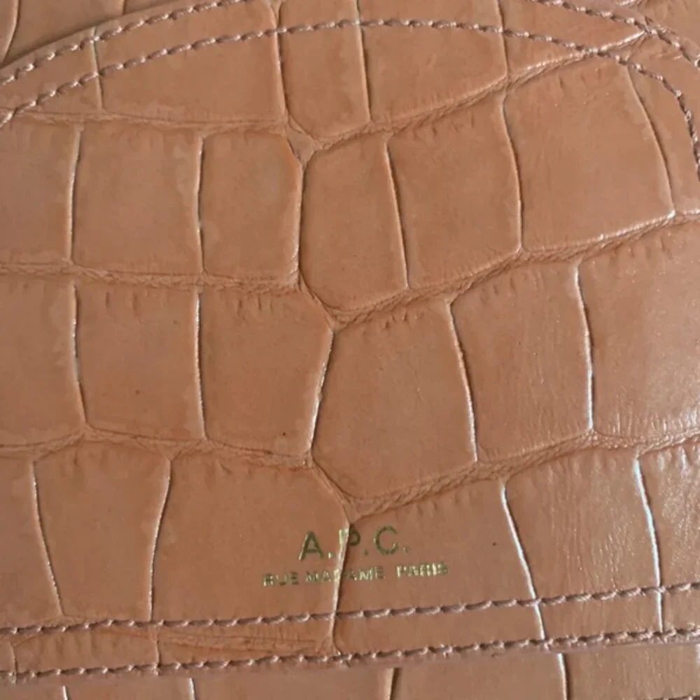 French designer A.P.C. Mini Louisette Leather Bag in Powder Pink BNWT + Dustbag - Picture 5 of 16